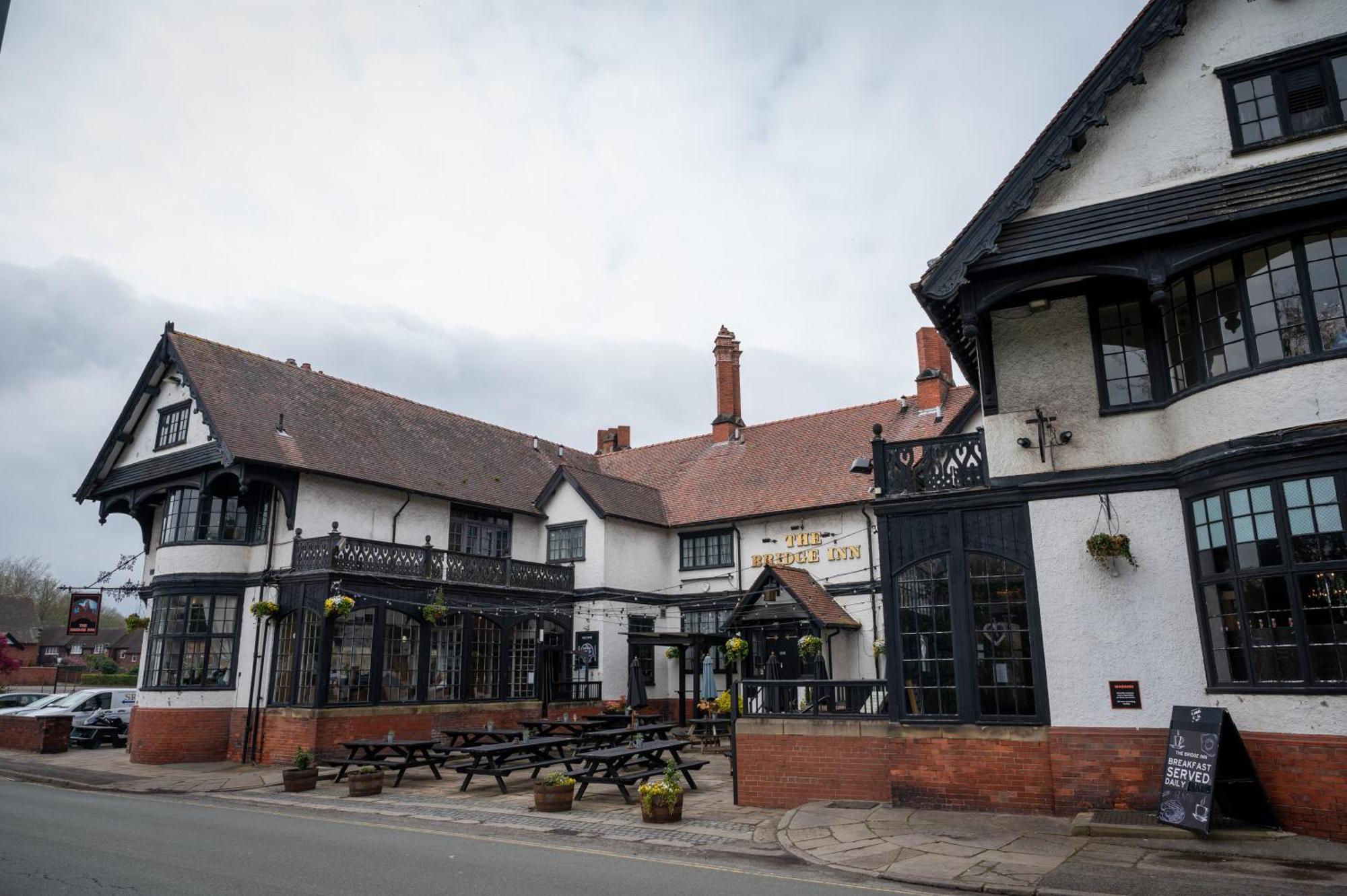 Bridge Inn By Greene King Inns Port Sunlight Exterior photo